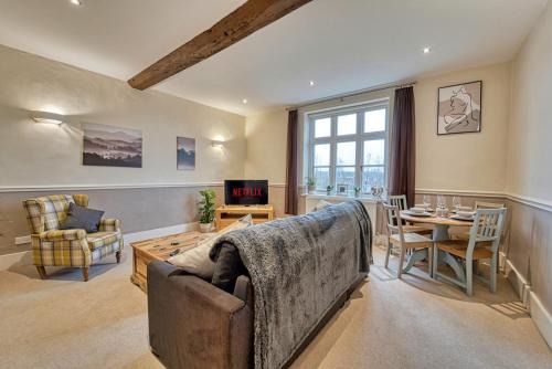 Worcester Apartment | Harrow Croft, 2 Bed Apartment, St Johns, Worcester