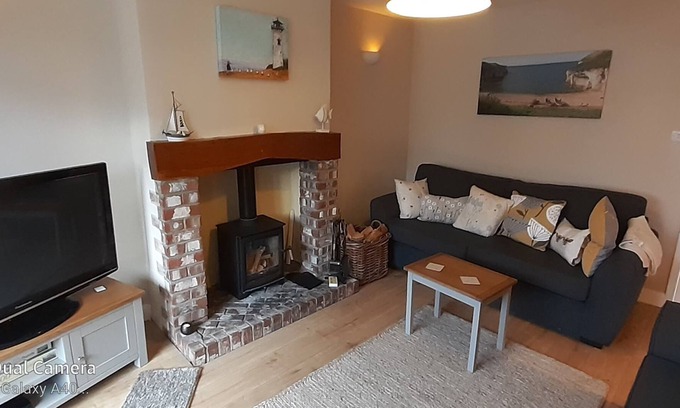 Flamborough House | Hartendale Cottage - Countryside view