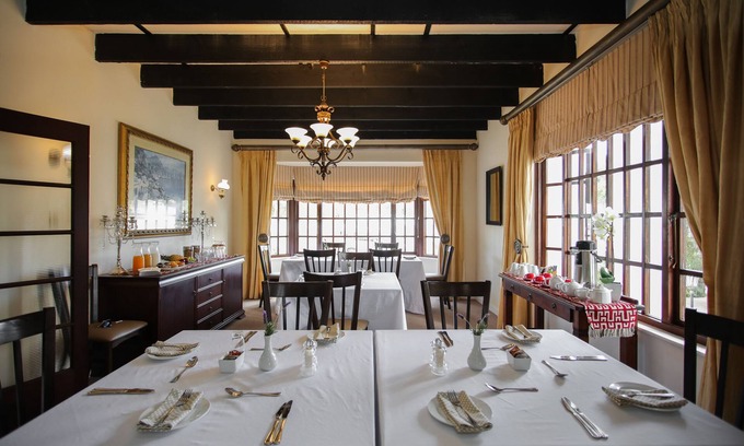 Bunkers Hill House | Hathaway Guest House