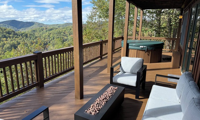Wolf Laurel House | Hatley Hideaway - Sunset views w/Hot Tub + Fire Pit