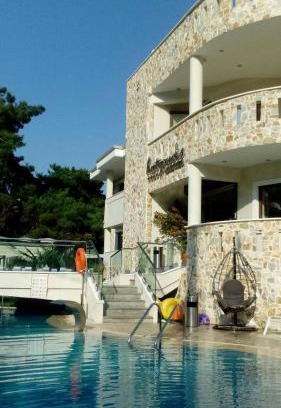 Golden Beach Apartment | Hatzoudis Luxury Suites