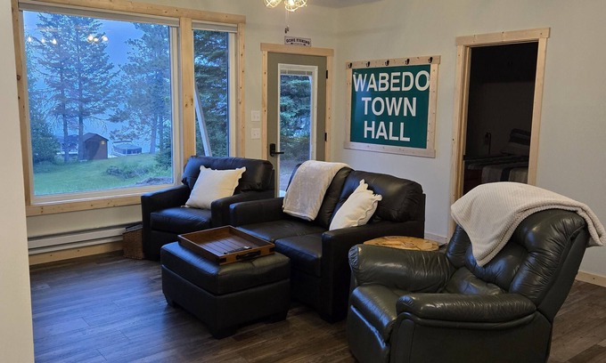 Longville Cabin | "Haufer Hall" - Charming 2-bedroom cabin on beautiful Little Boy Lake.