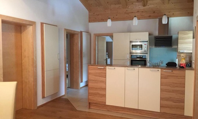 Imst Apartment | Haus Tschirgantblick