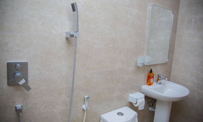 Zanzibar Town Apartment | Havah Zanzibar Island Escape Modern Apt with Easy Access to Stone Town & Dining