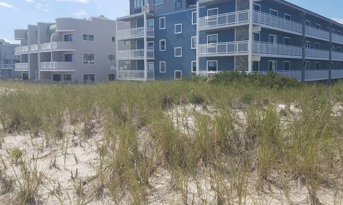 South Seaside Park Condo | Hear the Ocean from this Lovely Condo in Renovated Beachfront Building