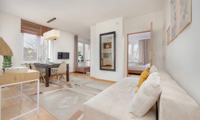 Gorny Sopot Apartment | Heart of Sopot Spacious Apartment by Noclegi Renters