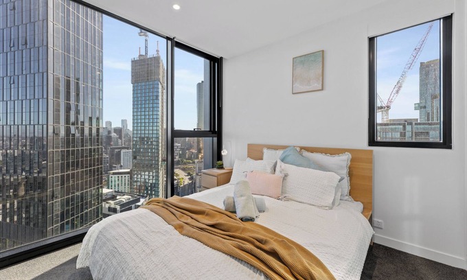 Southbank Apartment | Heart of Southbank, Walk to Crown, Resort style amenities & Free Carpark