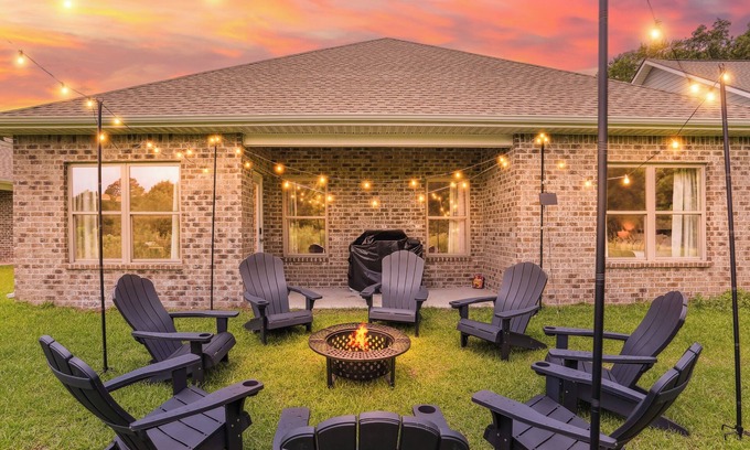 Foley House | Hearth & Haven 4BR w/Game Room + Fire Pit Walk to Foley Sports Complex