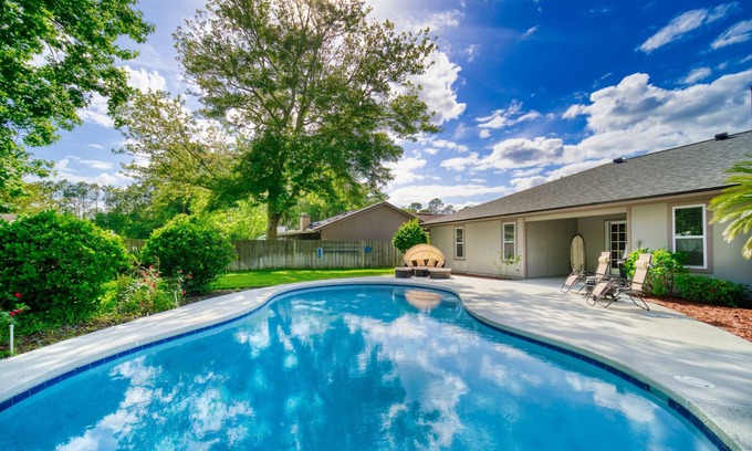Mandarin House | Heated Pool Oasis! 4bd/2ba, Arcades & Ping Pong!