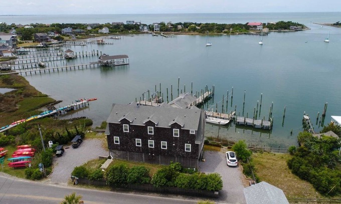 Ocracoke House | Heaven on Ocracoke: Expansive views of the harbor