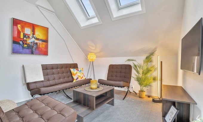 Sandviken Apartment | Heimby - Seaside Luxury - Free Parking