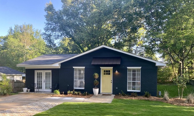 Ridgeland House | Helen's House - Olde Towne Ridgeland Charmer