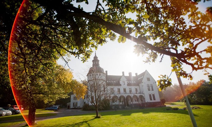 Tidaholm House | Hellidens Slott