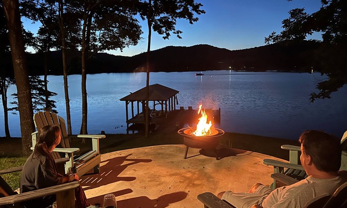 Ragland House | Hello Lake Escape !
