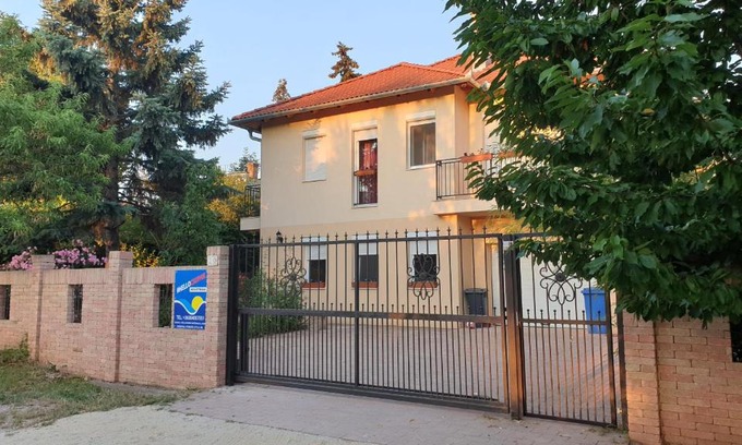 Csopak Apartment | #HelloCsopak