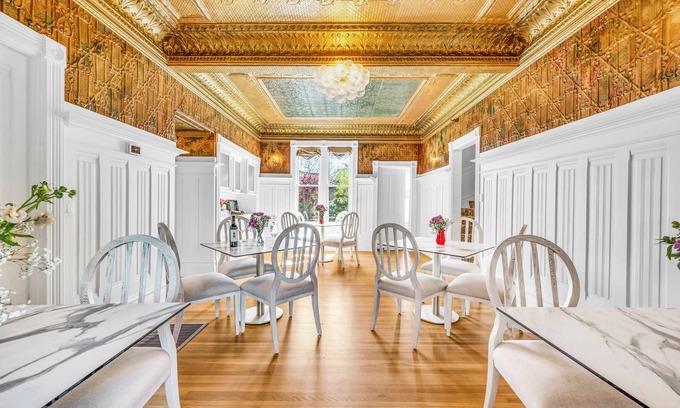 Napa Bed & Breakfast | Hennessey Estate