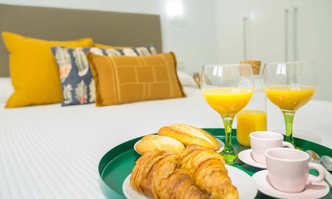 Las Palmas de Gran Canaria Apartment | Hercot Canteras Beach Apartment, Sun