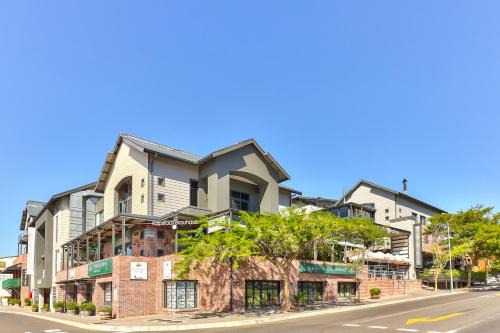 Trawal Apartment | Heritage Square Apartments