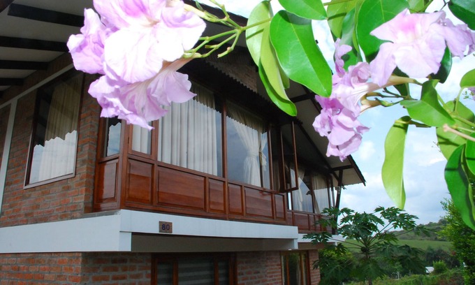 Palmira Villa | Hermosa y cómoda casa campestre con vista al Valle del Cauca