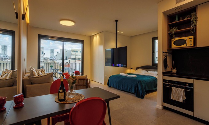 Neve Tzedek Apartment | Herzel Premium Suite 30