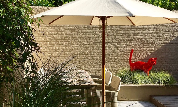 Ypres House | Het Kabinet a 5 star home with sauna complex , free parking & free use of bikes