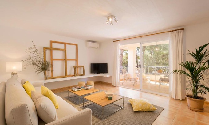 Puerto de Pollensa Apartment | Hibiscus Apartment