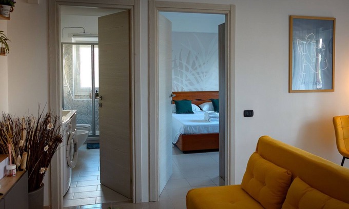 Ciampino Apartment | Hibiscus Apartment (Ciampino/Rome/Rome)