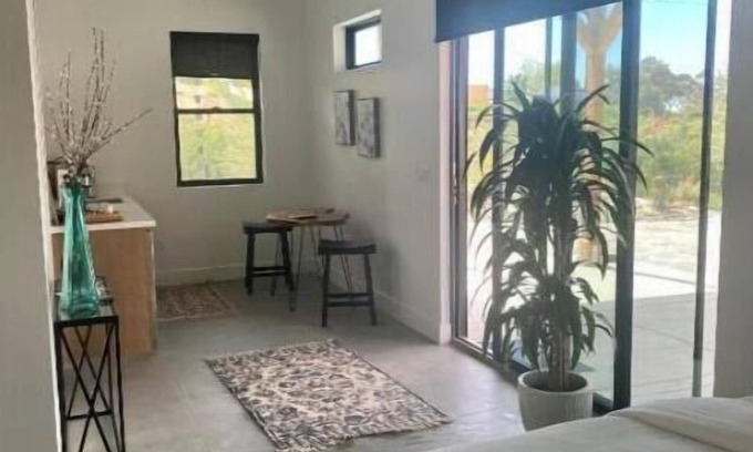 Temecula Apartment | Hidden Hacienda, Temecula Wine Country n1 of 4 individual private suites