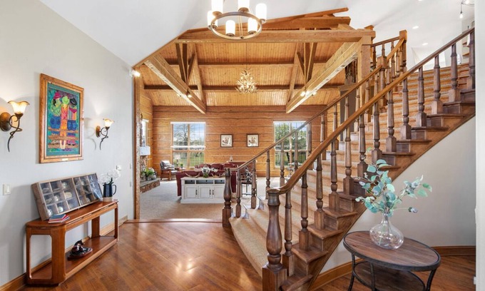 Edgar House | High class service, rustic charm