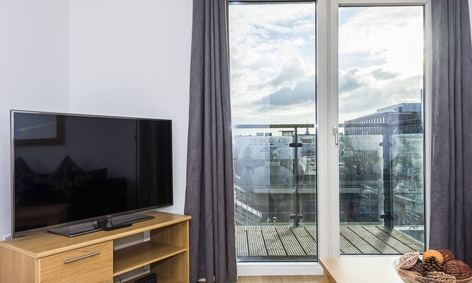 Slough Apartment | Highlife Lexington Apartments