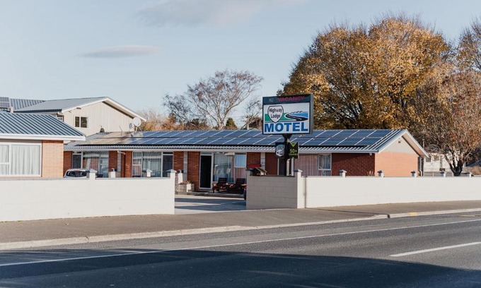 Balclutha Hotel | Highway Lodge Motel