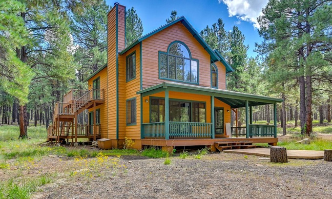 Williams Cabin | Hike & Fish: Parks Cabin w/Balcony & Forest Views