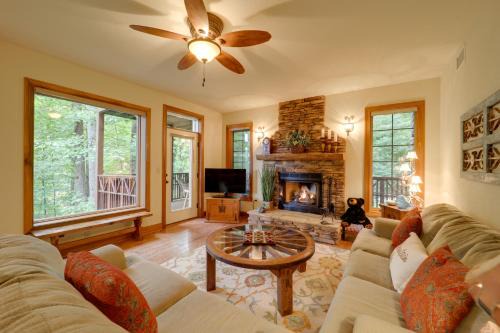 Mountain Air Apartment | Hike On-Site! Home 8 Mi to Wolf Ridge Ski Resort