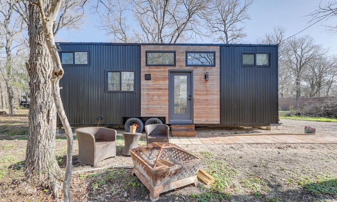 Manor Apartment | Hiking & Creek: Manor Tiny Home in Forest Retreat