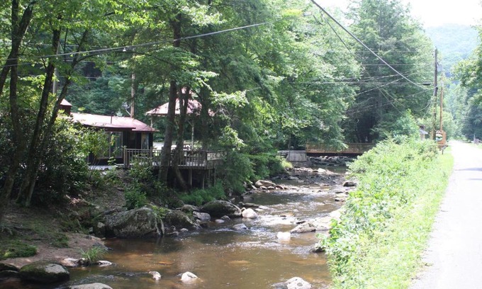 Hampton House | Hill House Cottage