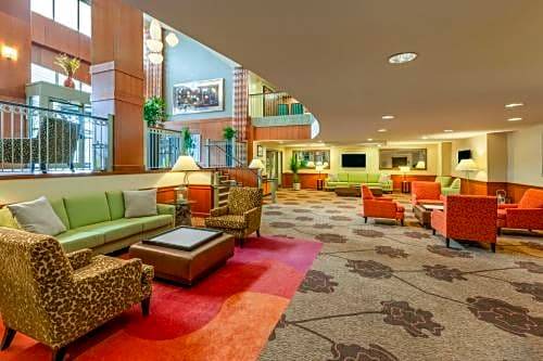 Central Oakland Hotel | Hilton Garden Inn Pittsburgh University Place