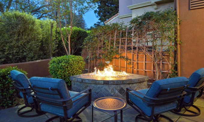 Napa Hotel | Hilton Garden Inn Napa