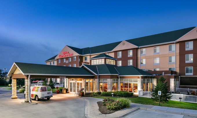 West Omaha Hotel | Hilton Garden Inn Omaha West