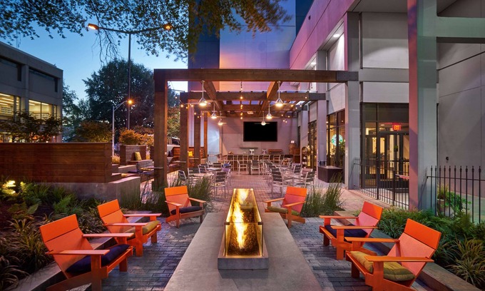 Downtown Knoxville Hotel | Hilton Knoxville