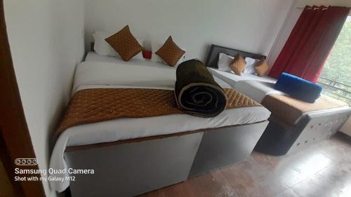 Sitapur Hotel | Himalayan tourist cottage