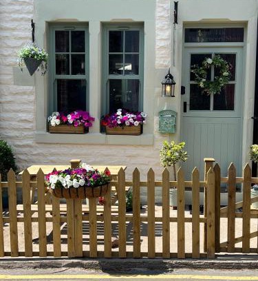 Heysham House | Historic 1600’s The Grocer’s Cottage