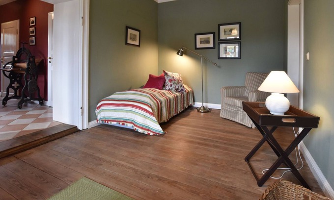 Satow Apartment | Historic Apartment in Gerdshagen with Garden