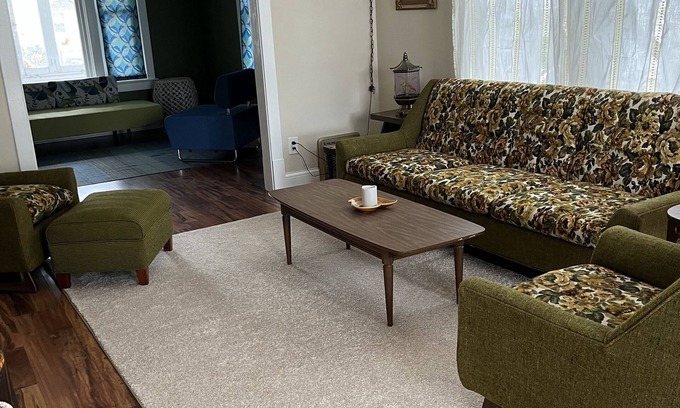 Appleton House | Historic City Park home within walking distance to all downtown has to offer!