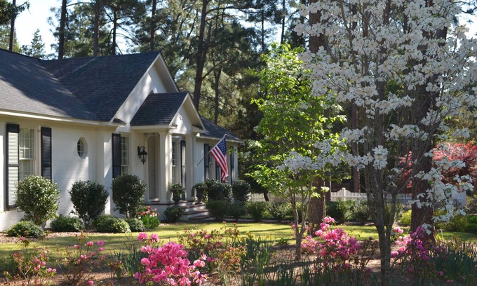 Old Town House | Historic District: Walk Or Take Golf Cart To The Village