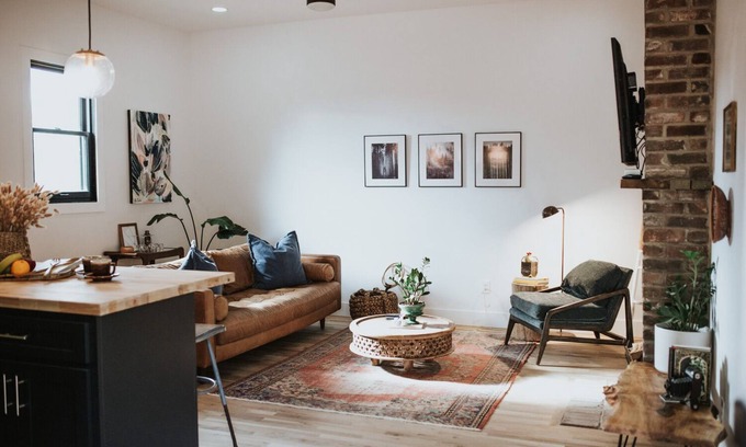 East End Apartment | Historic Dream In East Nashville