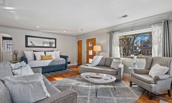 Old Town West Apartment | Historic Mountain Ave Bungalow – Walk Everywhere!