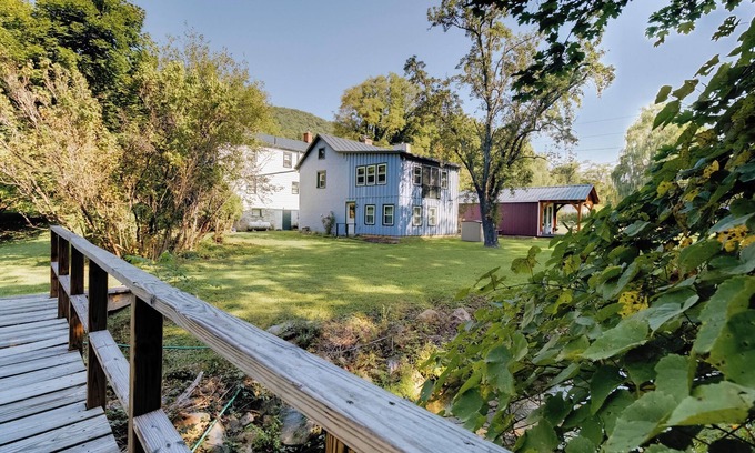 Warm Springs Cottage | Historic Streamside Cottage in Village of Warm Springs