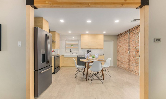 Coronado House | Historically Modern! Walk to Banner University! Heart of Phoenix!