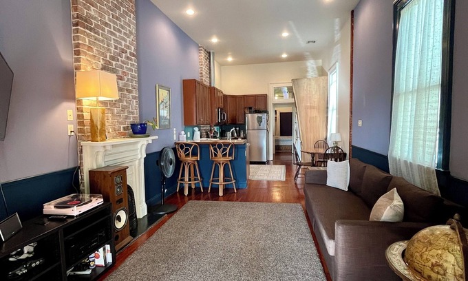 Bayou St. John House | History, color, and art in quiet and comfortable Faubourg St. John shotgun