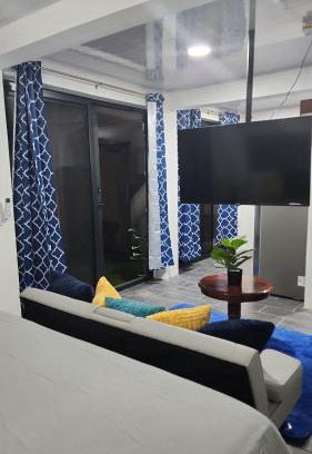 Sector 3 Apartment | Hodgson residents